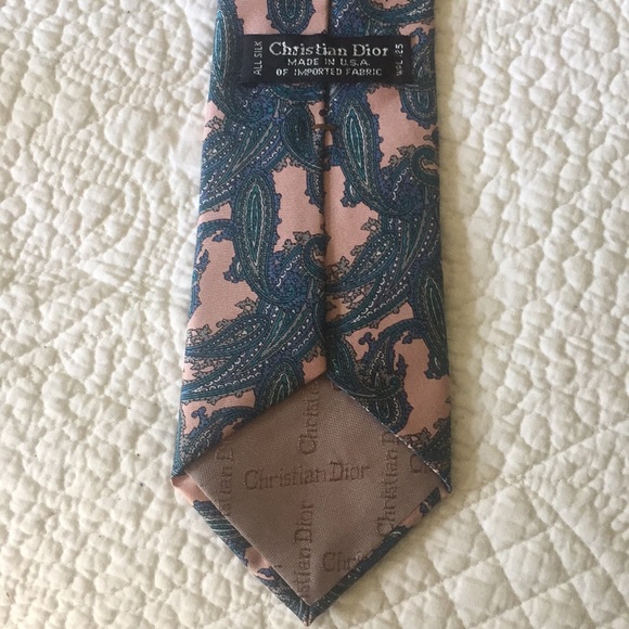 Christian Dior all silk paisley tie. Handsome!❣️ - Picture 4 of 4